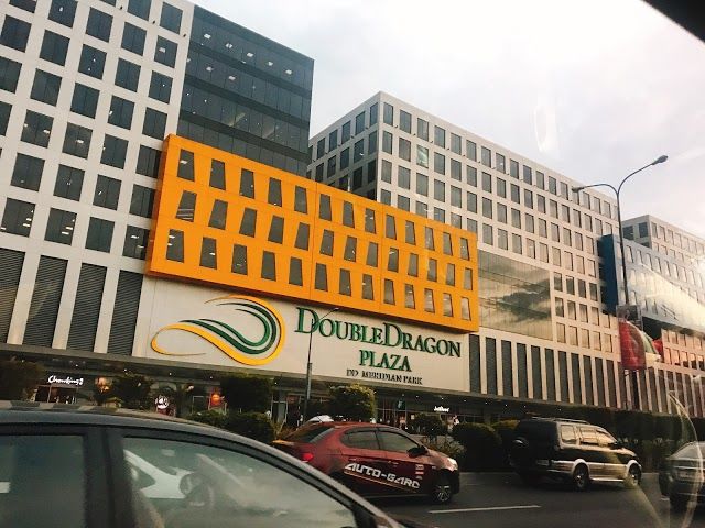 Double Dragon Plaza